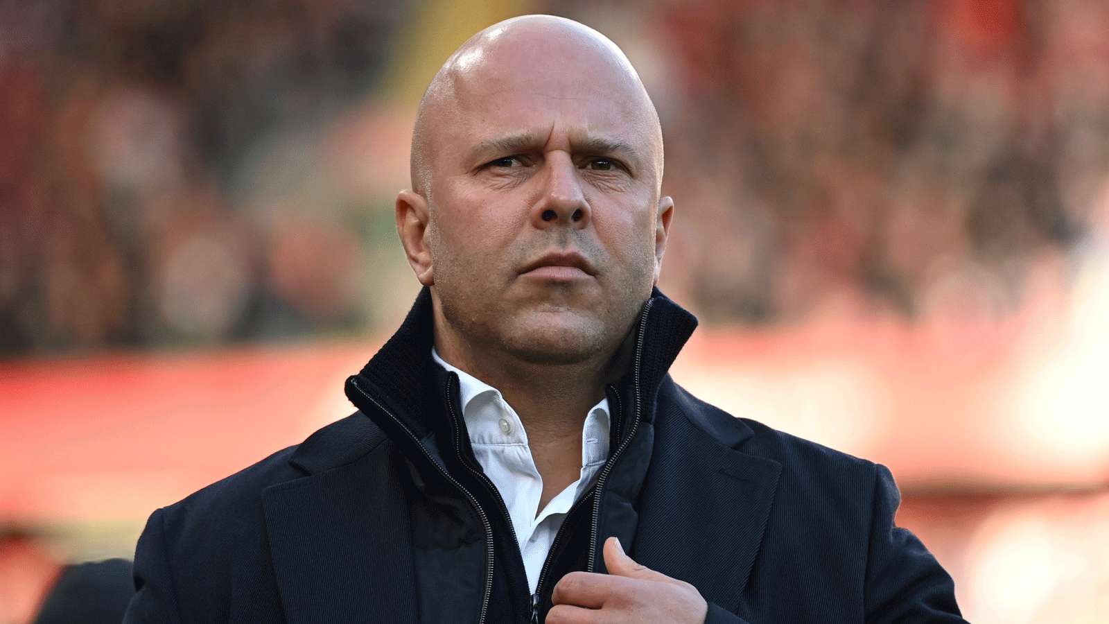 厚的足球传 厚的足球传